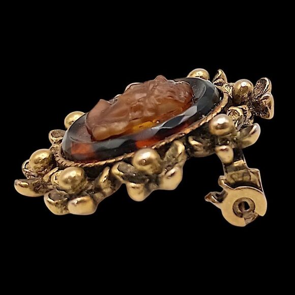 Root Beer Amber Glass Cameo Brooch Pin Antique Gold Tone MINI Carved Victorian - Picture 6 of 15